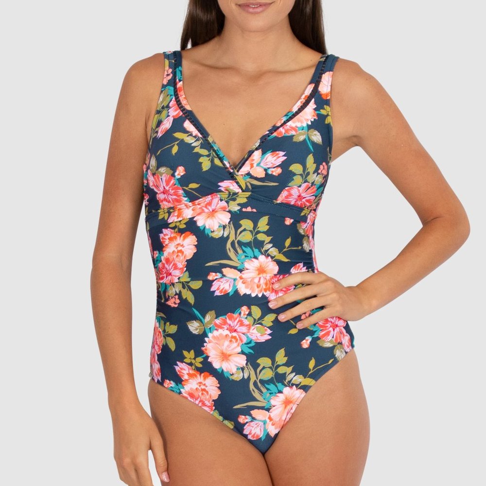Baku E/F One Piece - size 8CAN
